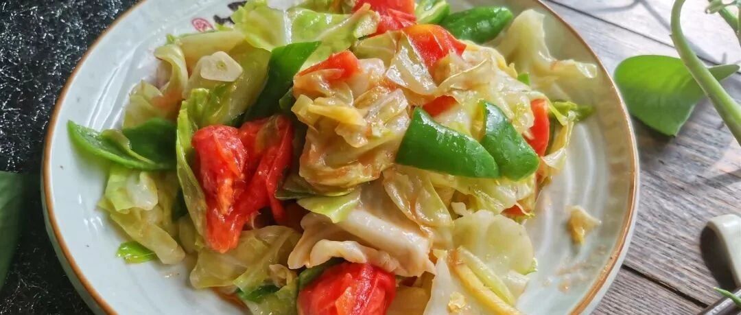 这个蔬菜家里要常吃，价格不贵还能养胃，这个做法开胃又下饭