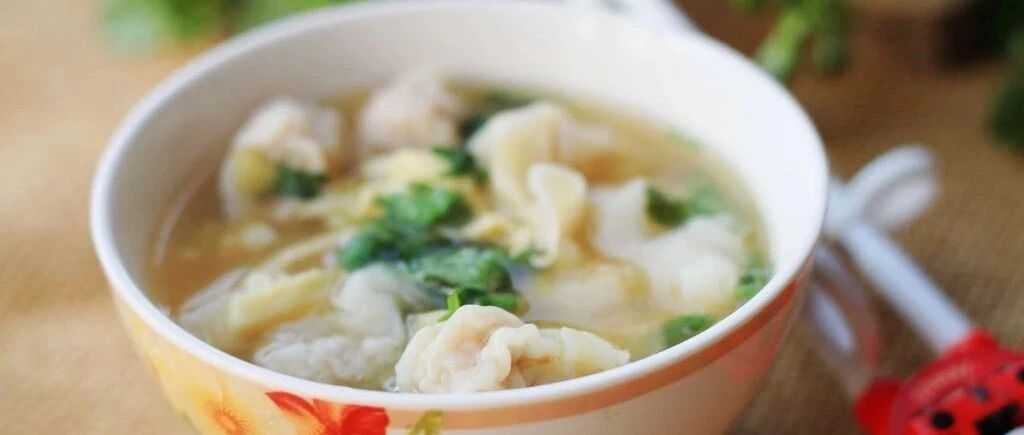 6种包馄饨的方法，好看好吃还不露馅！