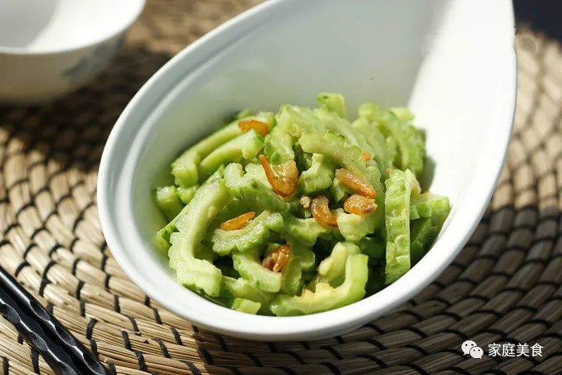 四月多吃这几道消脂菜，夏天露出小蛮腰，营养又掉秤，谁吃谁苗条