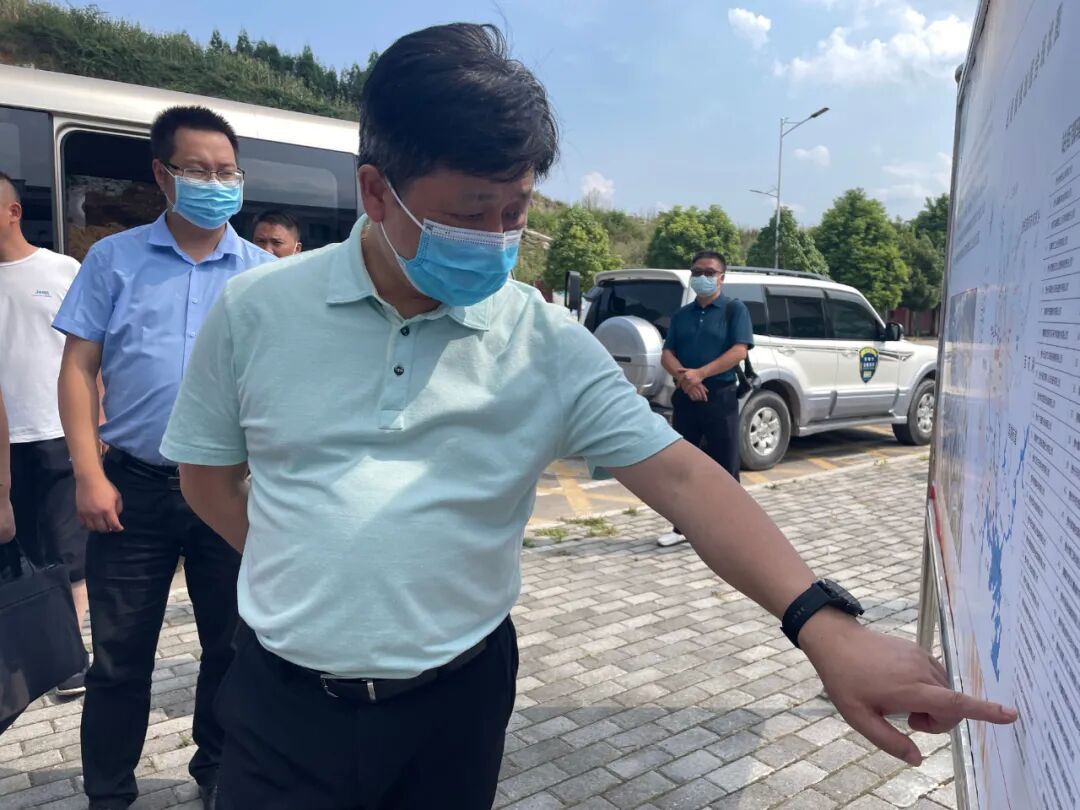 清镇代理市长吴永康开展党史学习教育我为群众办实事实践活动