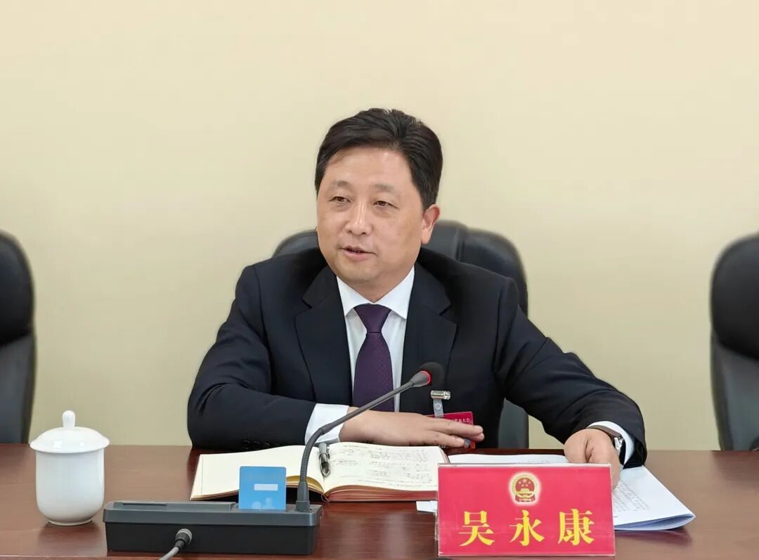 吴永康参加流长代表团审议