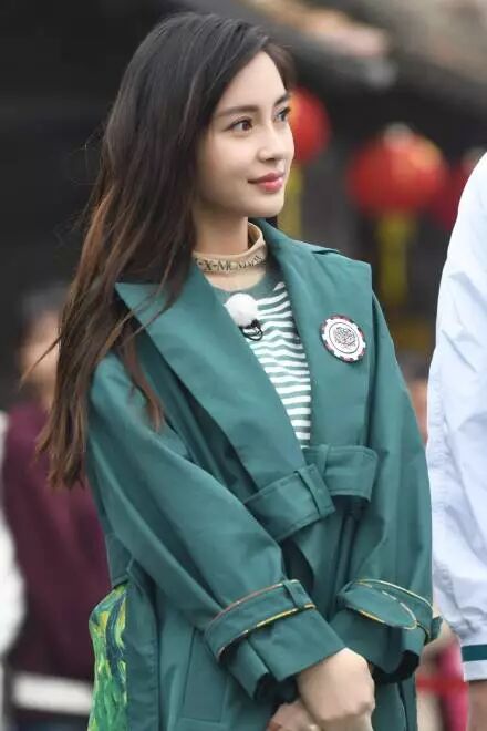 Angelababy遭黑實錄！穿件「秋衣」都被嘲模仿楊冪？！ 時尚 第11張