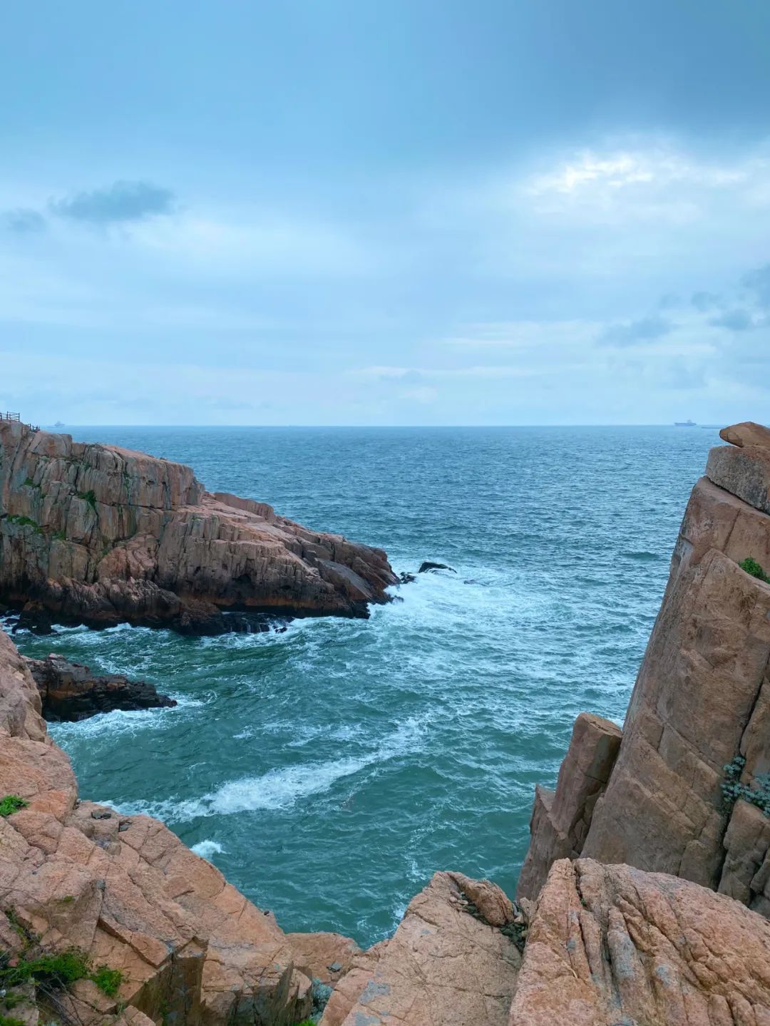 不是馬爾蒂夫，不是薄荷島，這座今夏超仙的海島就在國內！人少景美，海鮮好吃到上頭 旅遊 第61張