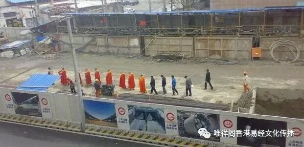 上海延安路高架桥龙柱事件：打不下去的主柱