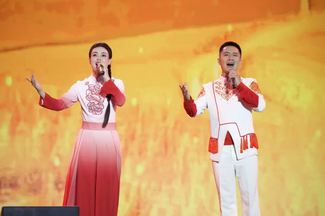 歌自草原来——2026·内蒙古民歌大会经典传唱专场精彩上演 第7张