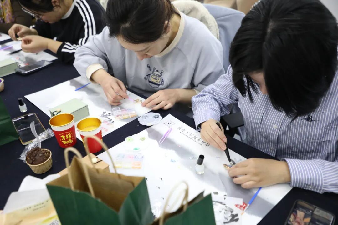 内蒙古文联开展庆“三八”国际妇女节主题活动 第3张