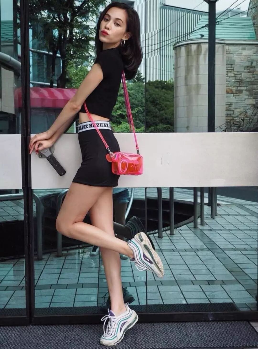 胸大又如何 还没有平胸时尚 自由微信 Freewechat