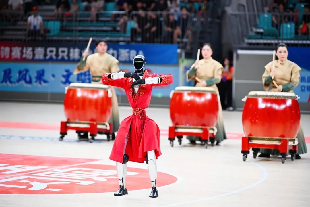 机器人先锋活动配图