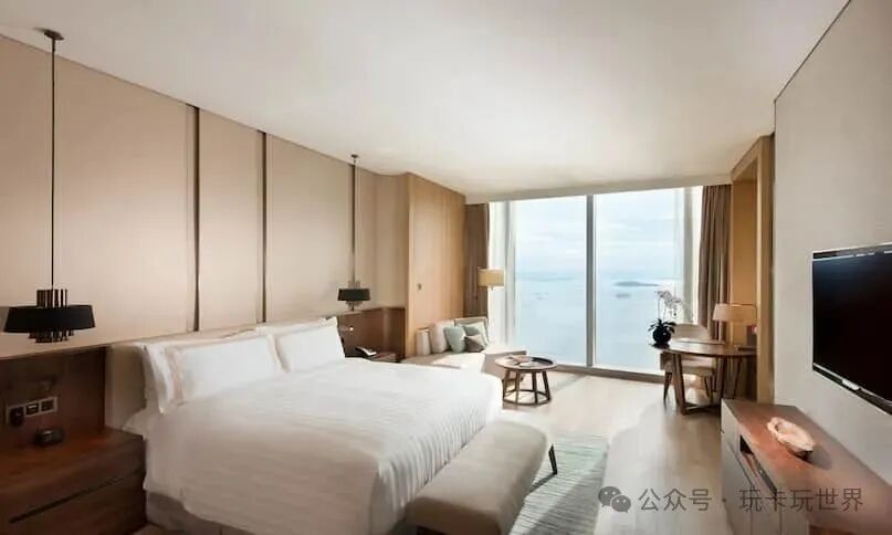 海景尊贵房（特大床）