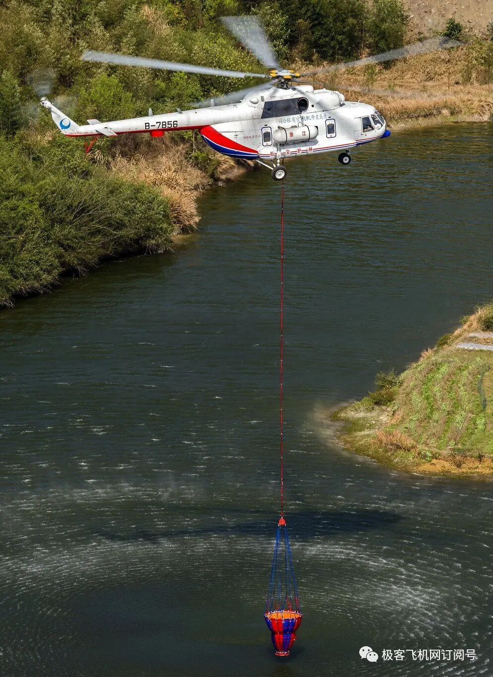 烈火中的雄鹰：世界上八款森林消防主力直升机，我国基本依赖进口！的图20