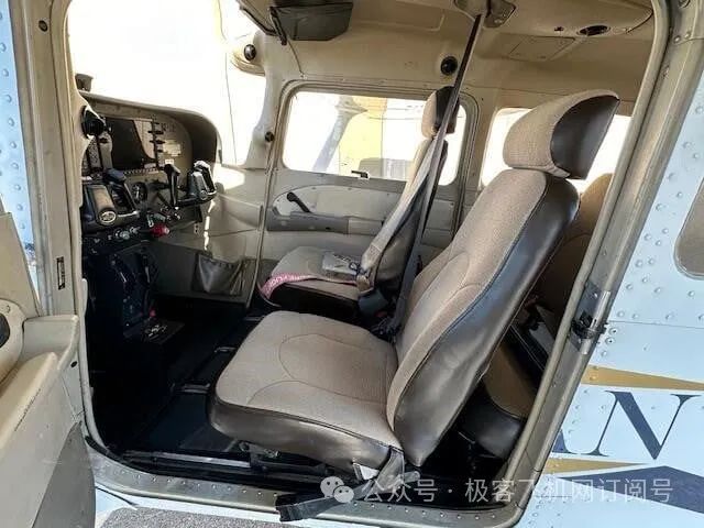 两架塞斯纳172SP飞机出售,2005/2006年出厂,适航状态!-417 