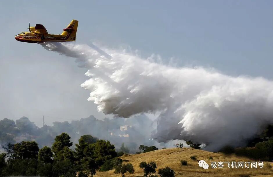 全球六款大型森林消防飛機，最大飛機每次可載80噸水或阻燃劑！的圖12
