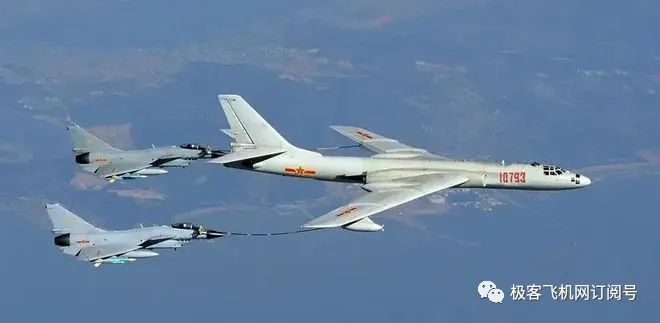 运油-20、歼-20、歼-16三机同框照首次发布 ,我国空中加油技术取得重大突破!的图4