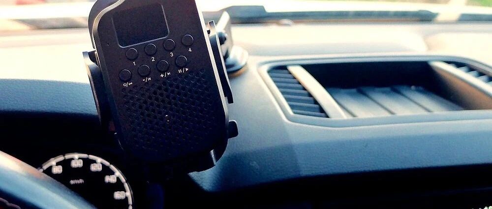 绝了！通信人转型最吃香的这个职业方向，月薪高达6万！