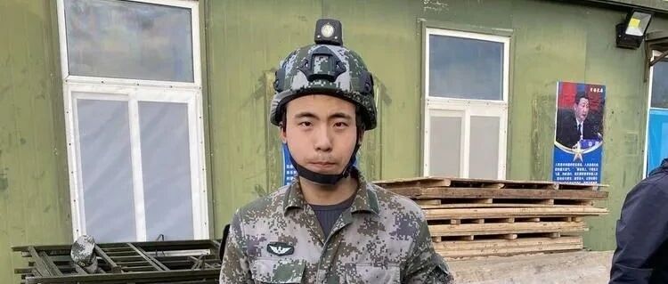 BOCOM 新一代头盔式数字化单兵侦察系统(天眼)