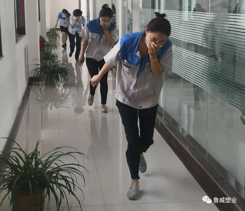 资讯详情-威海饮用水管材_玻璃钢型材_PVC板材_养猪用注塑地板_配套设备_建筑工地房屋卫生间_防水材料_生产厂家_批发代理加盟_价格便宜_威海市鲁威塑业有限公