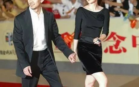 46岁梅婷情史曝光：头婚丈夫被传“出轨李小冉”，二婚再嫁老男人的她竟过成这样？（组图） - 7