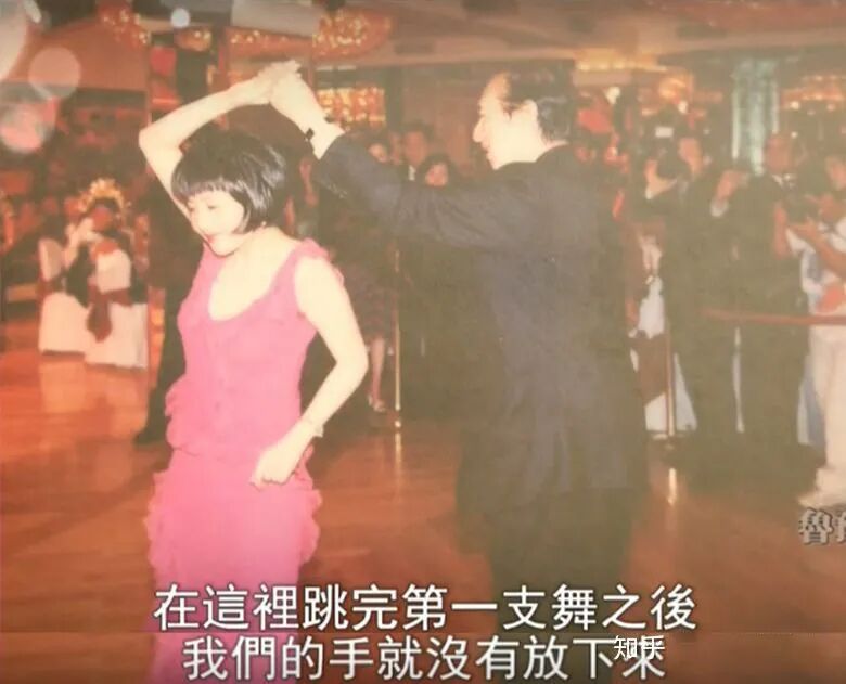 赌王“最爱”的女人，一生却接连“被诅咒”：亲眼目睹丈夫娶了三个老婆的她，到底有多惨？（组图） - 11