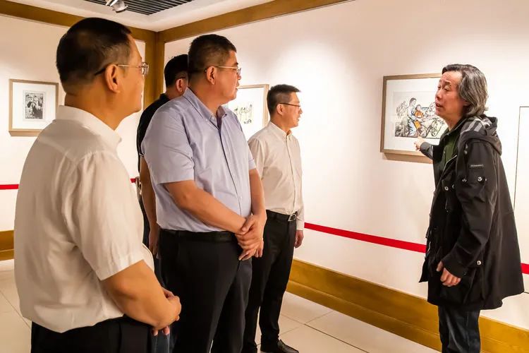 内蒙古美术馆馆藏精品“梦回草原——谭权书捐赠作品展”暨扎赉诺尔美术馆成立仪式开幕 第6张