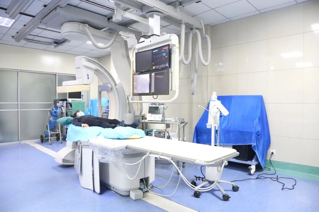 dsa是什么设备DSA设备再升级 介入技术又添新招 为患者带来康复新希望_https://www.jmylbn.com_新闻资讯_第11张