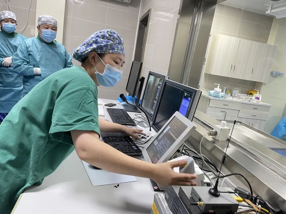 dsa是什么设备DSA设备再升级 介入技术又添新招 为患者带来康复新希望_https://www.jmylbn.com_新闻资讯_第14张