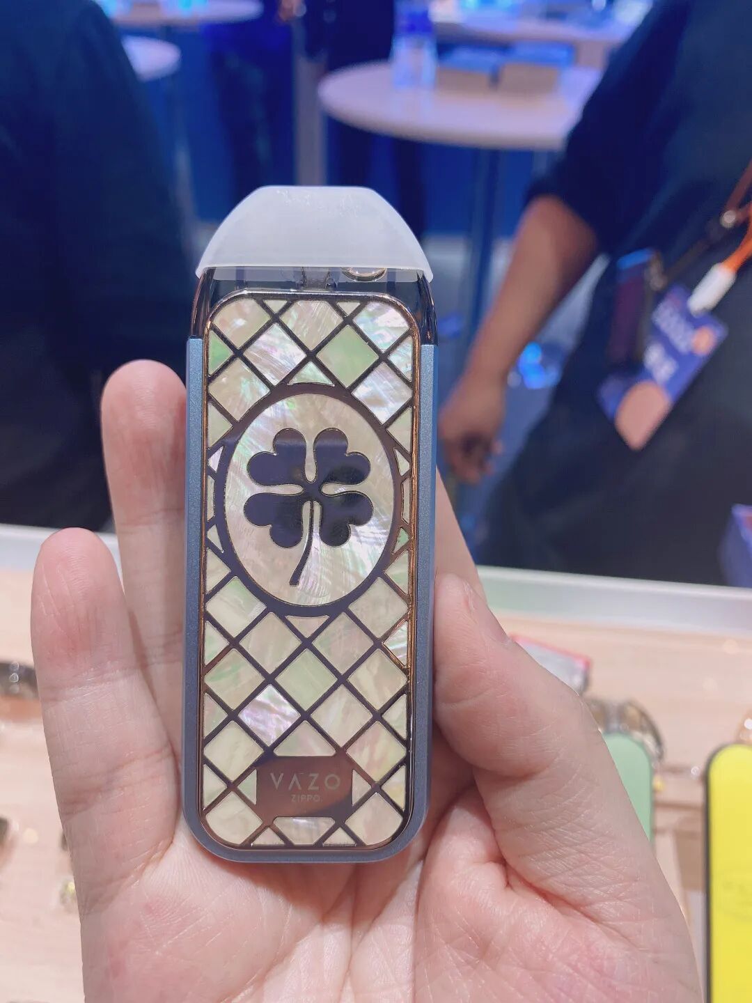 蓝洞电子烟郑州展会报名开启,渠道分销商天音控股高管亮相西安站