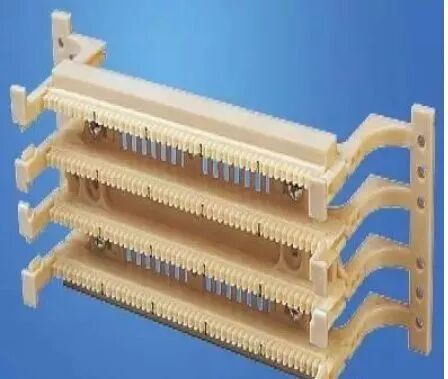 看看网络机柜布线中的两个关键产品！