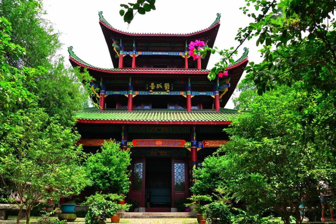 【赣博动态】关于郁孤台、八境台、蒋经国旧居春节 免费开放的通告-要闻-赣州市博物馆官方网站-2020年12月21日，赣州市博物馆被评定为第四批 ...