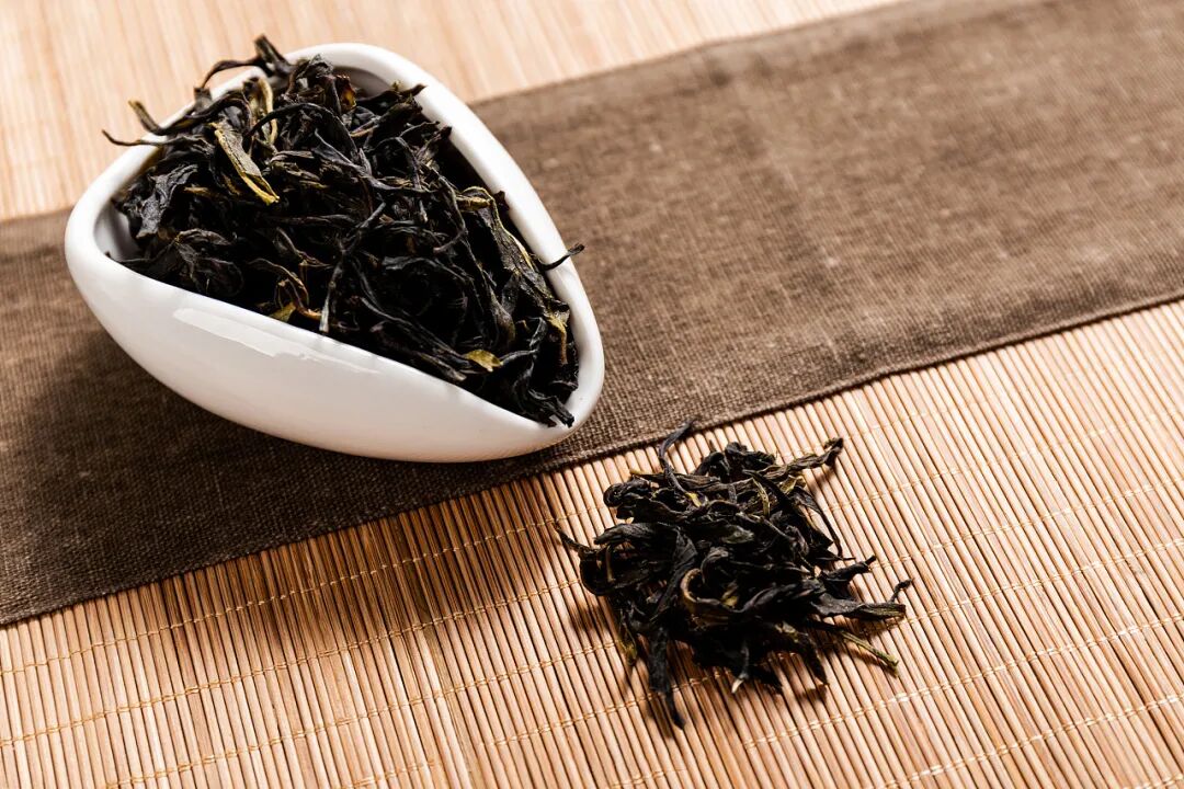 烟、酒、茶，要分家！