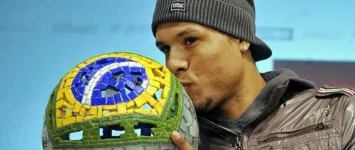 你当真了解他？