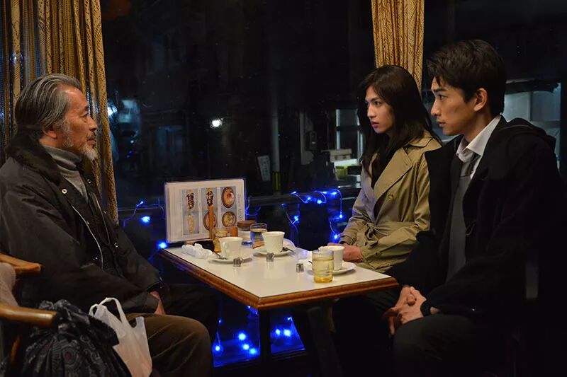 看這部日劇 到底該站百合還是基 泥虹映畫 虹膜 微文庫