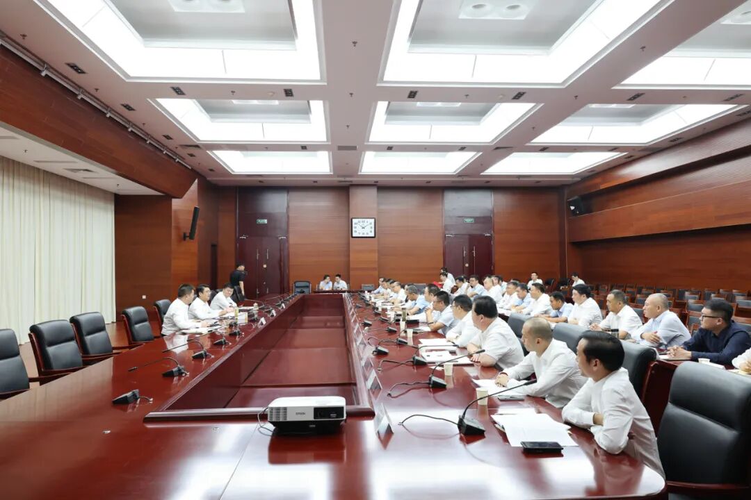 曹智参加企业家代表分组讨论：大力弘扬企业家精神，专心专注推动企业做大做强