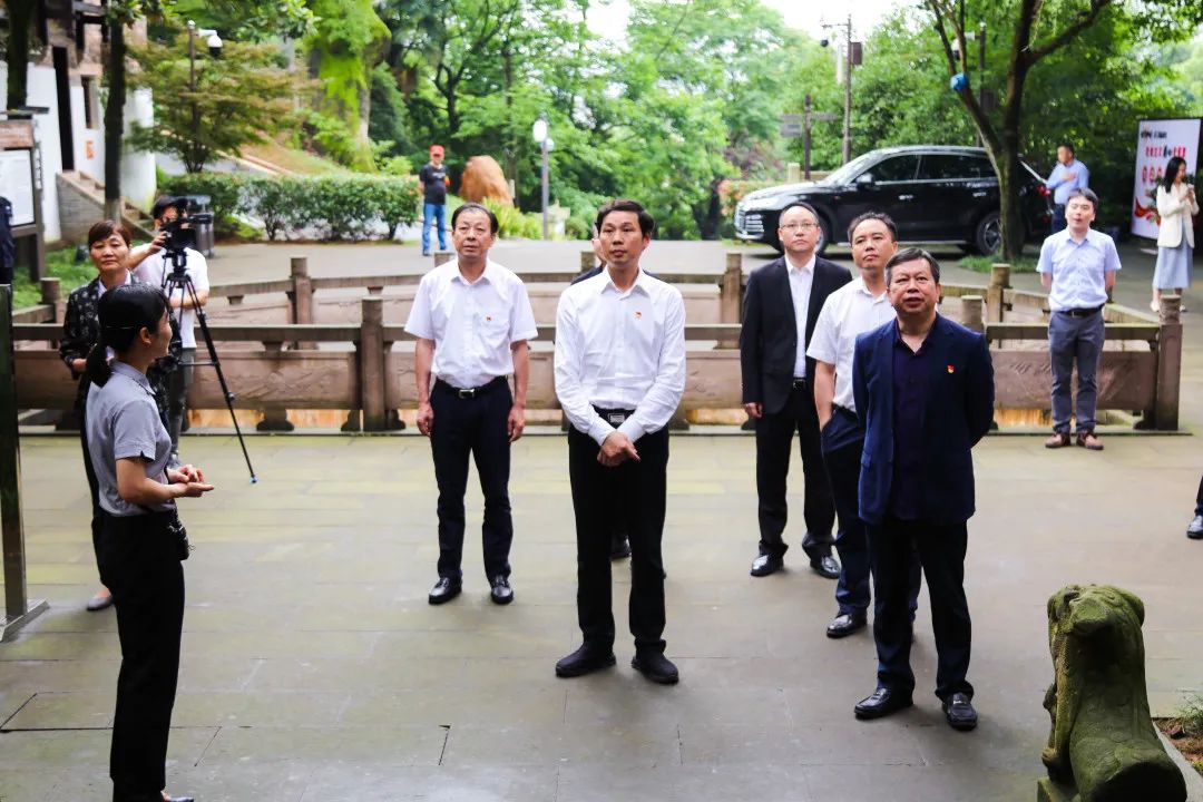 芦淞区委理论学习中心组开展党史学习教育第三次专题学习