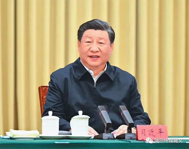 ཞི་ཅིན་ཕིང་གིས་ཞིན་ཅང་གི་སྙན་སེང་གསན་རྗེས་གསུང་བཤད་གལ་ཆེན་གནང་།