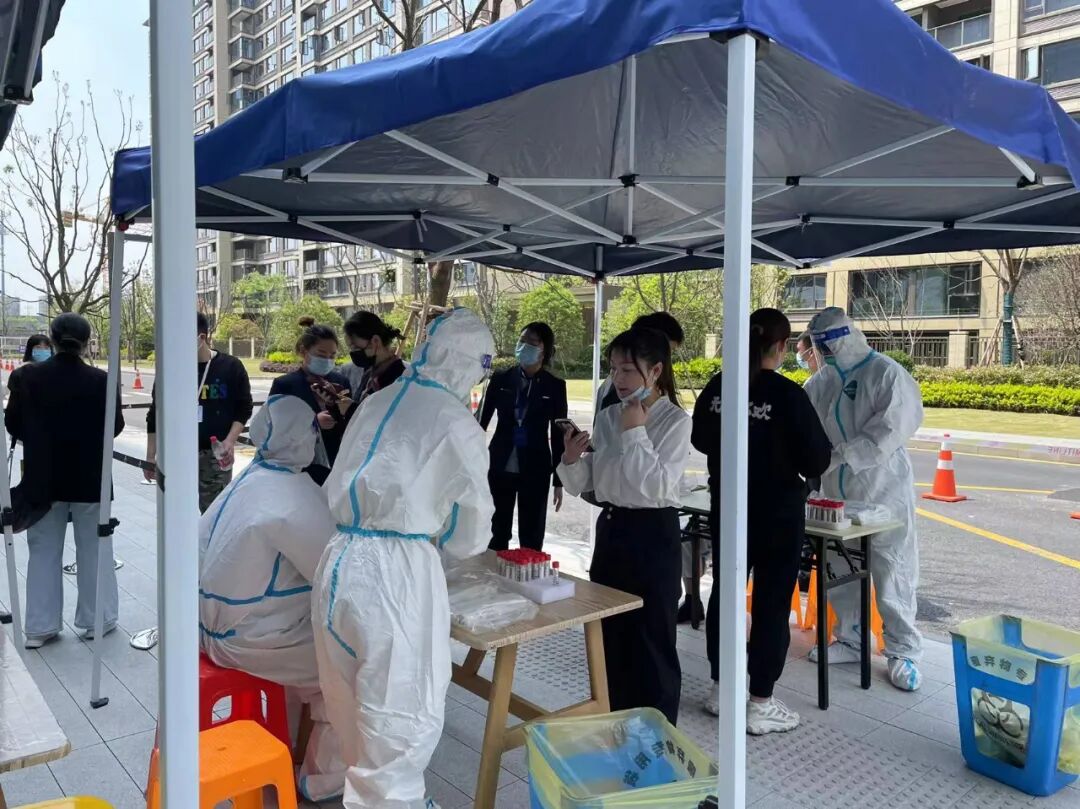 杭州顾连玺桥康复医院支援杭州主城区核酸检测工作