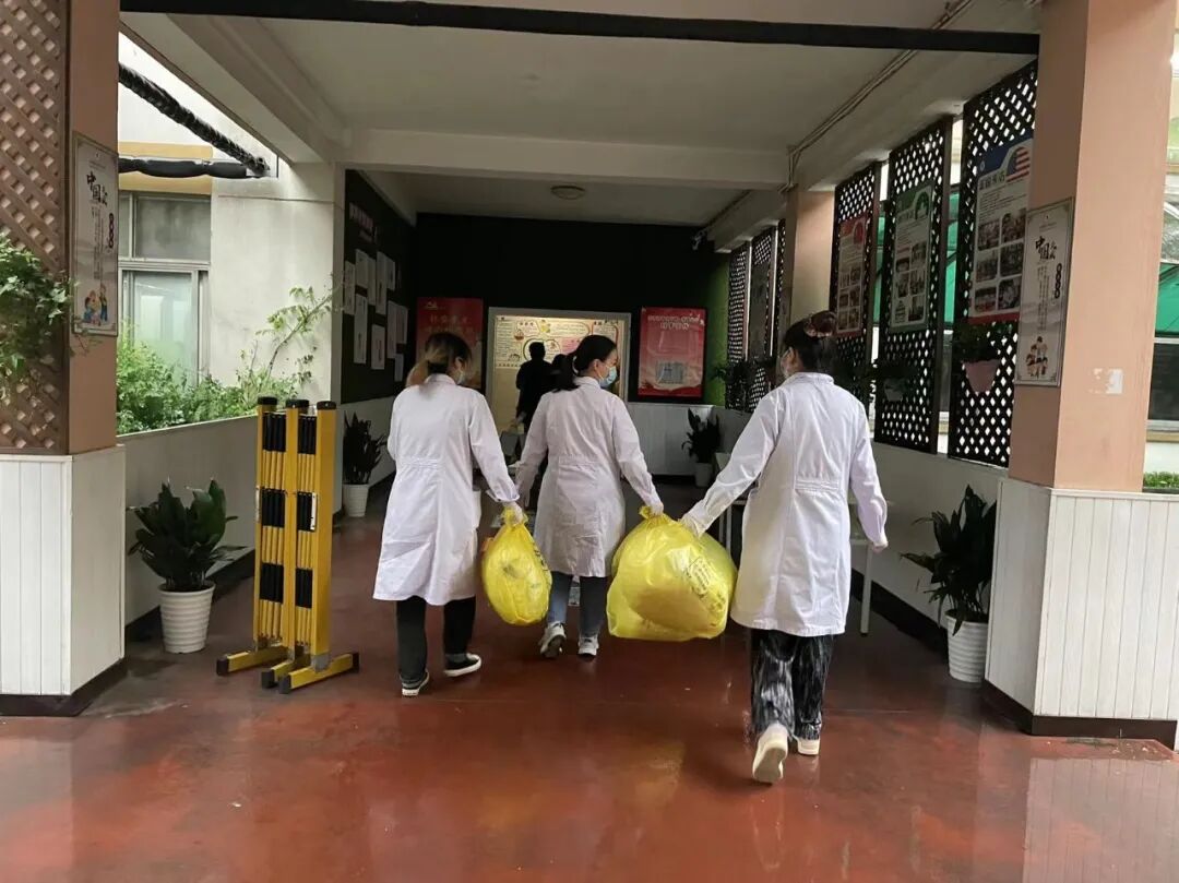 杭州顾连玺桥康复医院紧急支援杭州核酸检测采样工作