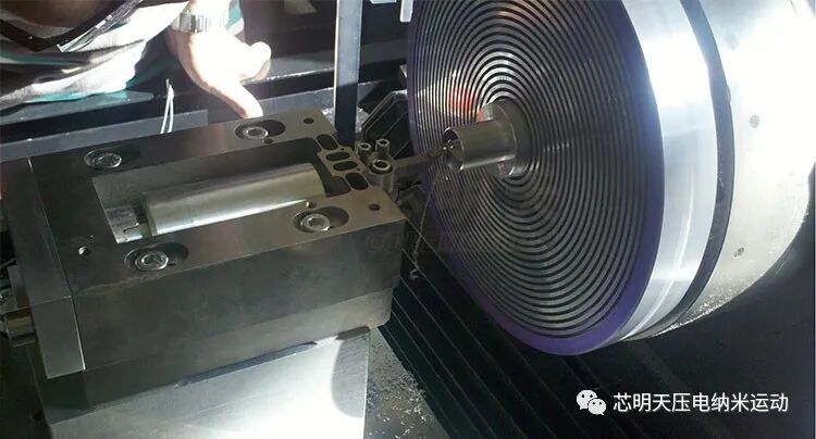 压电快速刀具定位台 精密加工