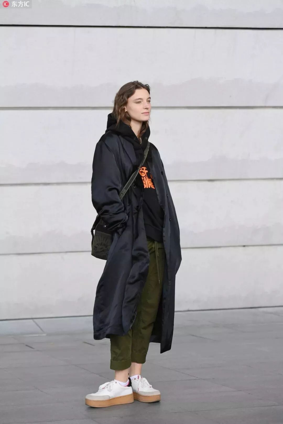 今年冬天流行什麼外套衣服，要大才夠味 時尚 第10張