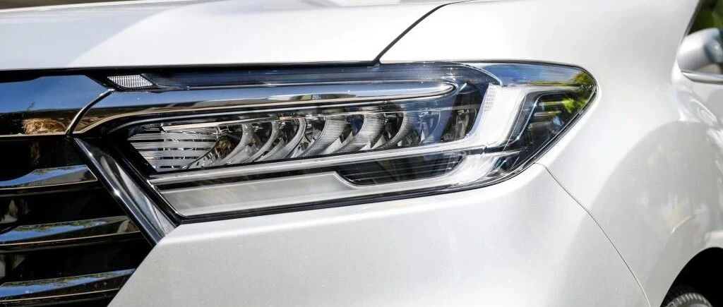 标杆终于大改款，但也变成了“特供车”？