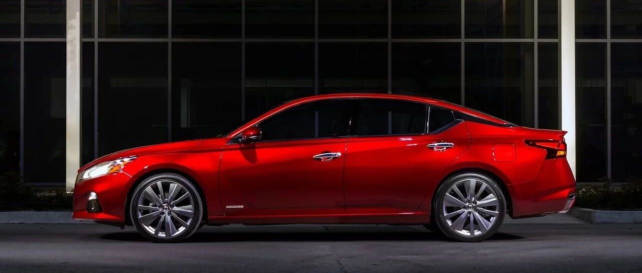 全新天籁杀到，凯美瑞和雅阁紧张吗？