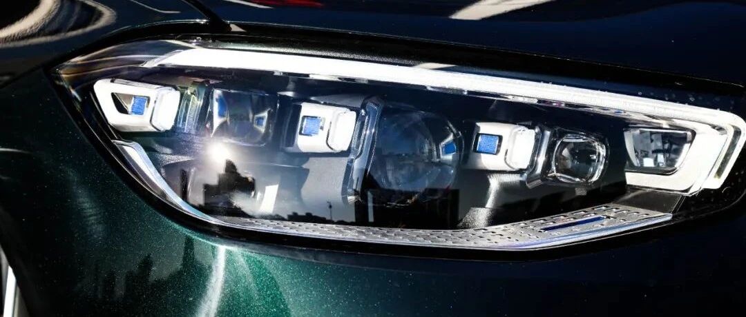 承认吧，它依然是雷打不动的标杆