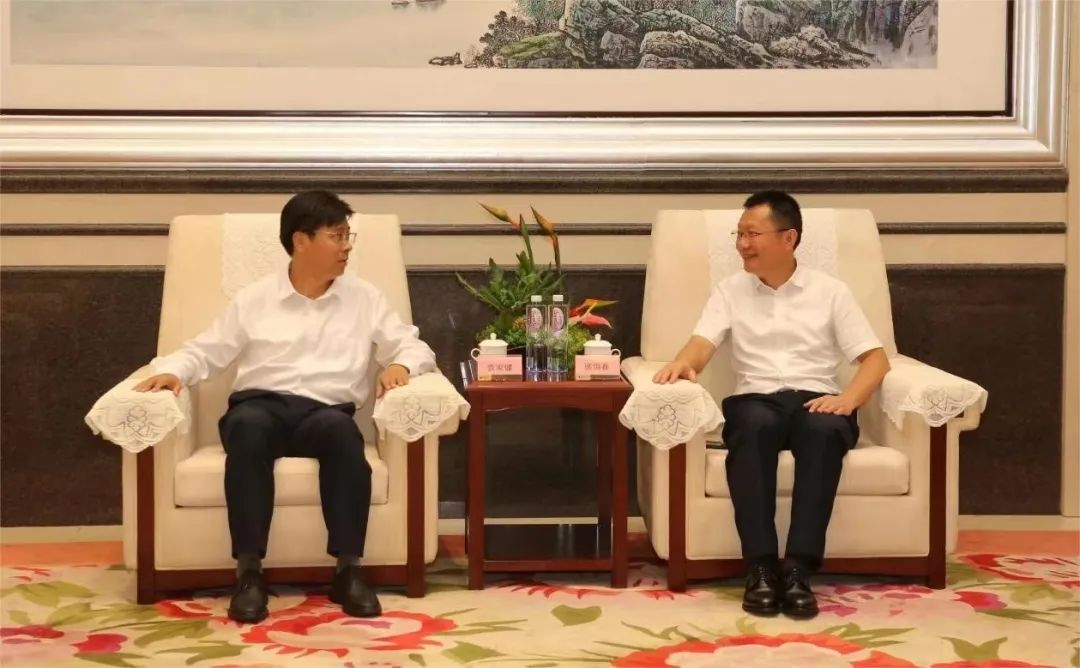 安阳市委书记袁家健一行莅临华强集团考察调研 安阳市委书记袁家健一行莅临华强集团考察调研