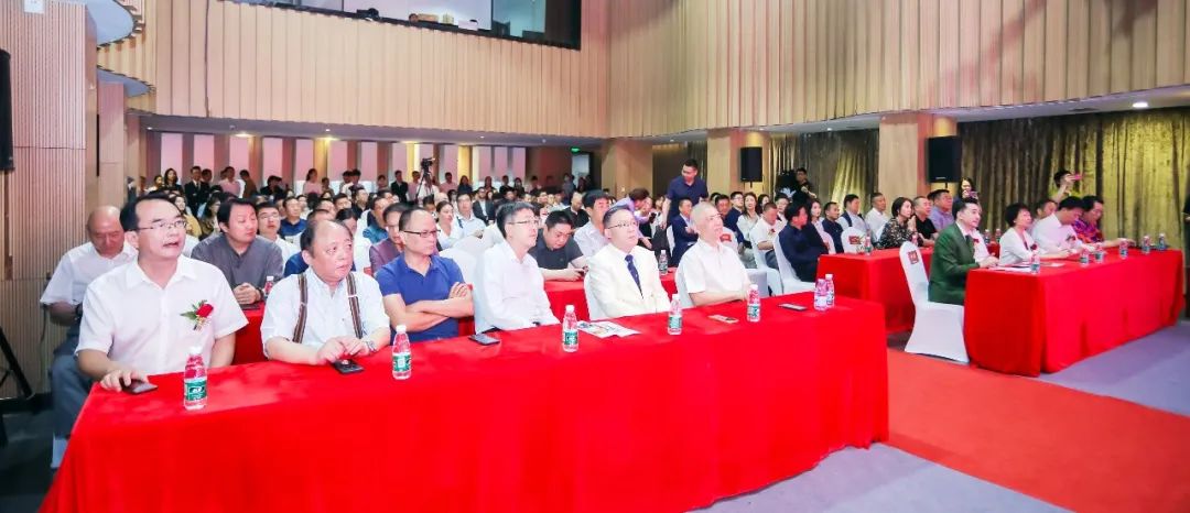 深圳华强百城计划丨携手深圳宏博昌荣传媒集团赋能城市文化产业发展 深圳华强百城计划丨携手深圳宏博昌荣传媒集团赋能城市文化产业发展