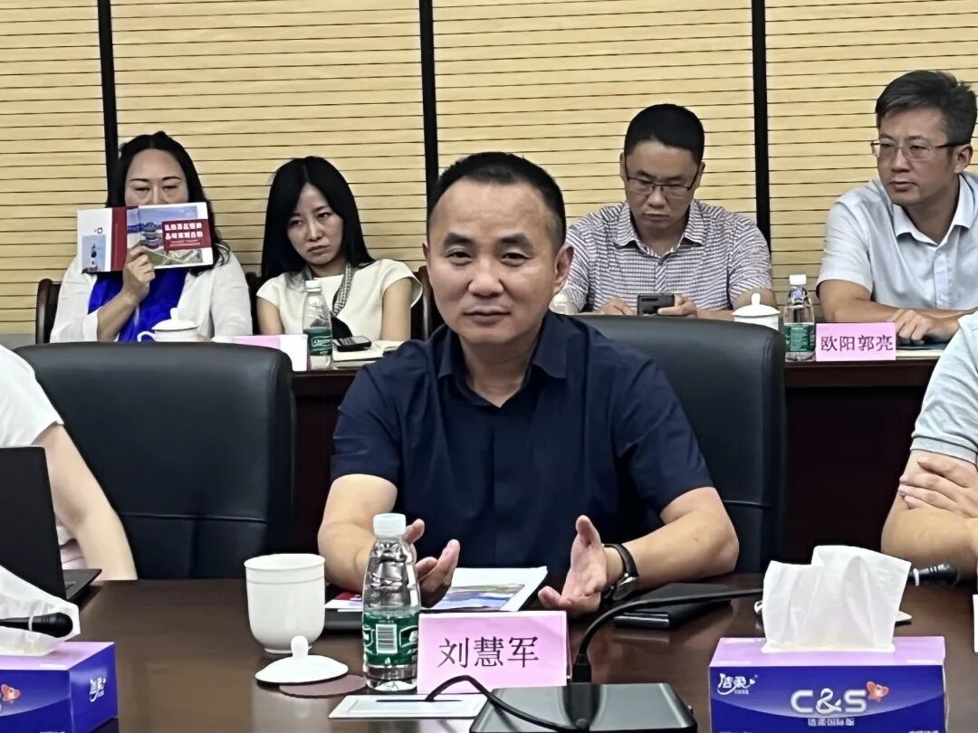 深圳华强百城计划丨赋能章贡区教育产业高质量发展