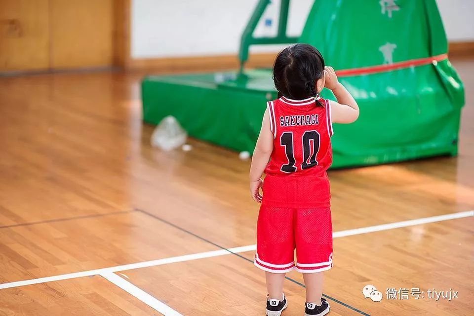 小学二年级体育教案_中学体育教案_怎么写体育教案