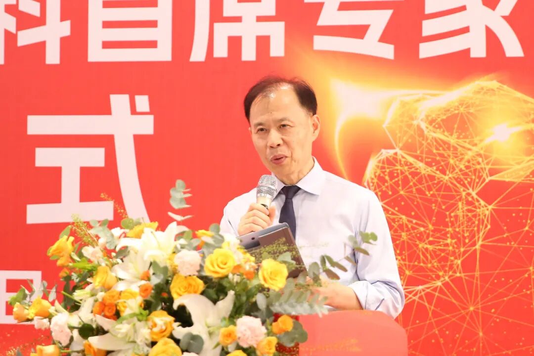 技术流+国际范！全国屈光大咖白继教授任松山医院眼科首席专家