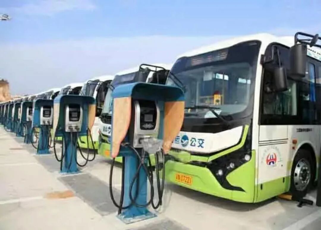 电动公交车.jpg