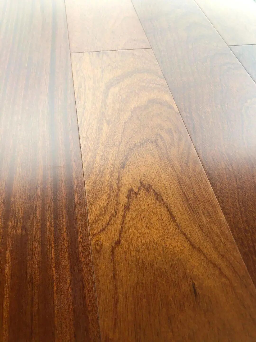 9招浅显易懂的选好木地板的方法，轻轻松松买到好地板！