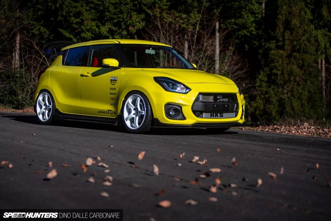 铃木雨燕爆改200匹碳纤维空气套件加持比gk5更有型