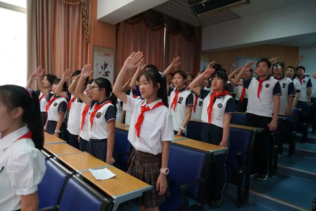 温州市南汇小学 德育 感念师恩,逐梦前行——记南汇小学2022届学生